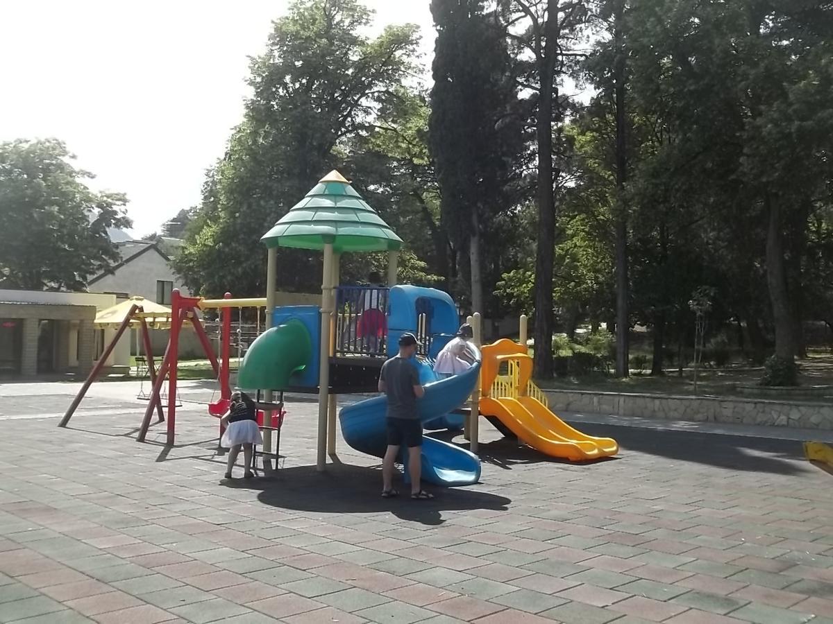 Отель Visitor Мцхета Экстерьер фото